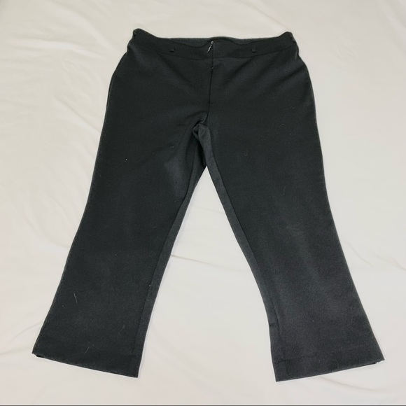 Express Black Capri with Belt Loops - Picture 1 of 3